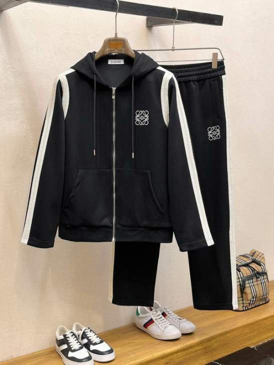 Picture of Loewe Sweater Suits _SKULoeweM-3XLomtr13340648